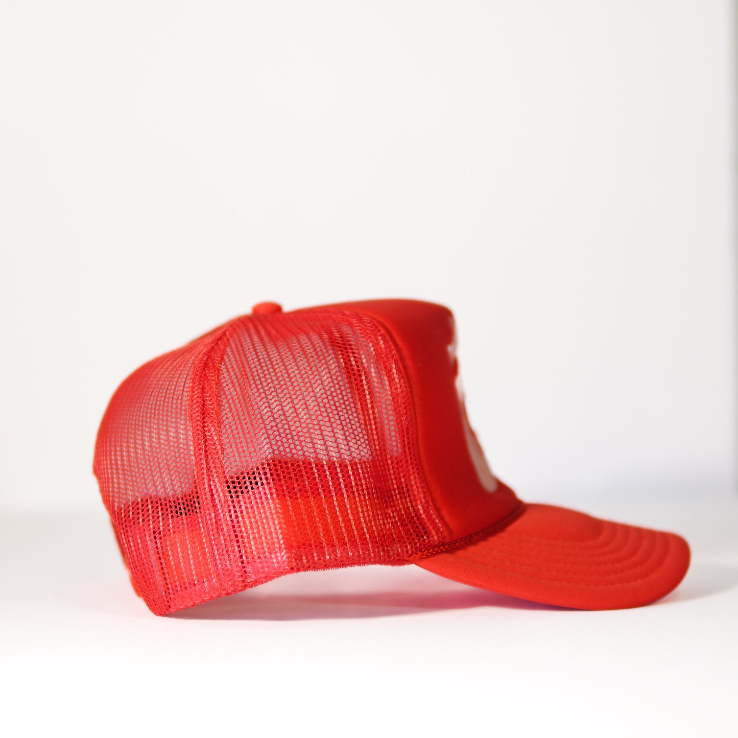 FLY TRUCKER HAT | LIMITED LOVE EDITION